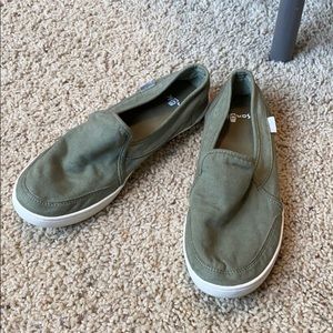 Sanuk slip ons